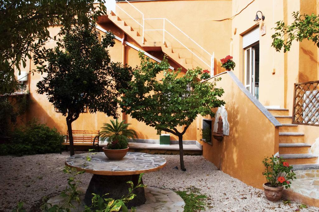 Il Giardinetto Guest House Civitavecchia Eksteriør bilde